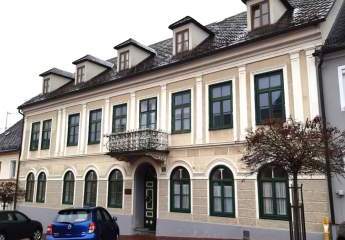 Exquisite Denkmalgeschützte Immobilie - Spätklassizistisches Marktschreiberhaus in Waldsassen