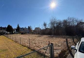 Attraktives  Baugrundstück über 700 m² in Issigau