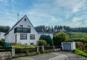 Einfamilienhaus mit herrlichem Blick über den Frankenwald - Schwarzenbach am Wald
