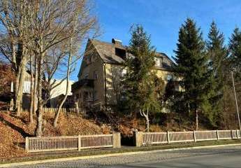 RESERVIERT! Handwerker gefragt - Zweifamilienhaus mit Potenzial