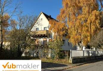 Vermietetes Zweifamilienhaus in guter Lage in Bad Berneck