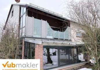 Attraktives Zweifamilienhaus mit moderner Ausstattung und Garten-Oase in Höchstädt