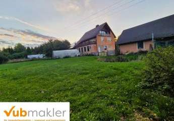 RESERVIERT Vielseitiges Wohn- und Geschäftshaus mit Einliegerwohnung auf großzügigem Grundstück in Pullenreuth