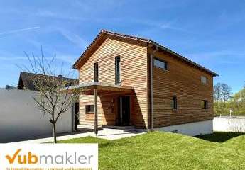 Exklusives, neuwertiges Einfamilienhaus in Hof mit  Südwest-Terrasse, Garagenanlage und Sauna