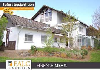 +++Großes Einfamilienhaus mit Option für Vermietung, Praxis- oder Büroräume und schönem Garten+++