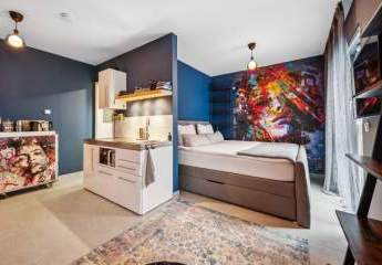 Bezugsfreie moderne 1-Zi-Wohnung mit Balkon in Friedrichshain