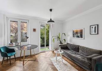 Luxuriöse 2-Zimmer-Wohnung mit Privat-Terrasse und Parkblick in Mitte