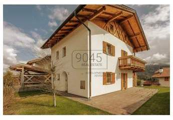 Freistehendes Haus mit Garten in sonniger Lage von Deutschnofen – Südtirol