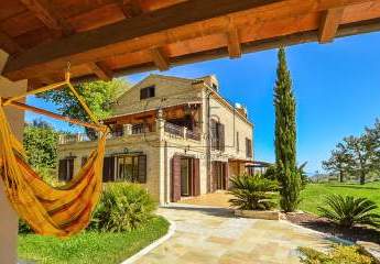 Elegantes Landhaus mit Pool und Meerblick bei Lapedona – Marken