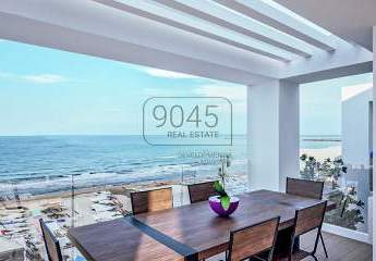 Luxuriöses Penthouse direkt am Meer in Grottammare – Marken