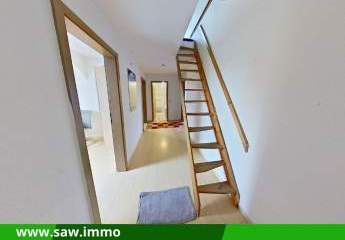 Großzügige Dachgeschosswohnung mit Spitzboden