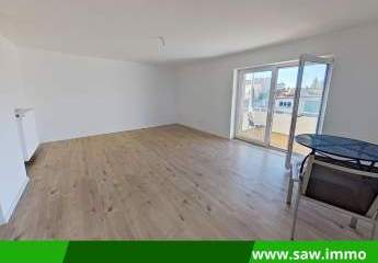 Wohnen im neuen Glanz: Helle 2-Zimmer-Wohnung mit Balkon