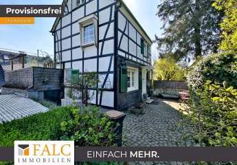 Ländliche Idylle trifft Fachwerk-Charme: Charmantes Einfamilienhaus im Grünen!