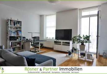 *Fast barrierefrei - hochwertig ausgestattet - 2 Zi. ETW*
- Balkon - EBK – TG-Stellplatz-