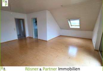 *Lichtdurchflutete 2,5 Zimmerwohnung mit Balkon in ruhiger Wohnlage von Mörfelden*