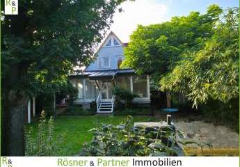*Idyllisches freistehendes Einfamilienhaus mit Atelier in begehrter Wohnlage von Hanau*