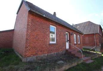 Kleines saniertes Einfamilienhaus auf dem Lande zur Miete