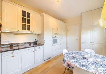 Moderne Villa mit Stil und Charakter - Garten - begehrte Lage von Bonn - Ippendorf!