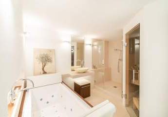 Exklusive Villa PROVISIONSFREI für den Käufer in begehrter Lage von Bonn - Ippendorf!