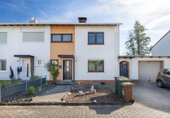 Doppelhaushälfte in Höhr-Grenzhausen - mit großer überdachter Terrasse, Garten und Garage