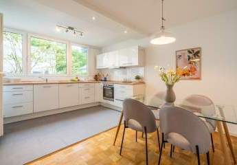 4-ZIMMER-WOHNUNG MIT 2 GARAGENSTELLPLÄTZEN & BALKON IN FREIBURG-LITTENWEILER