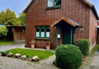 Raumwunder Einfamilienhaus mit Anbau Bj 2010 und Gartenhaus