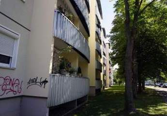 3 Zimmer Wohnung mit Stellplatz und Balkon