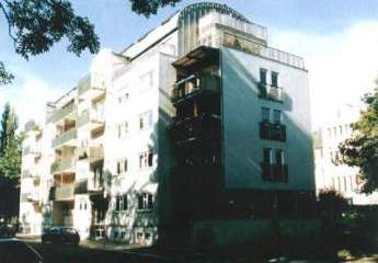 Großzügige 3,5-Zimmer mit Laminat, 3xBalkon, Aufzug, 2xWannenbad und TG-SP am Schlossteich!