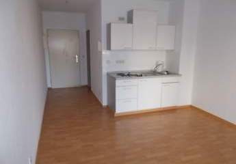 *** Günstige 1-Zimmer mit Riesenterrasse, EBK und Wannenbad in Uninähe!! ***