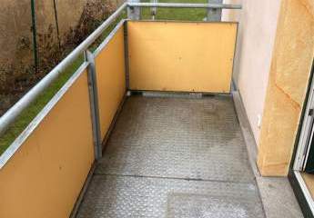 Großzügige 3-Zi. mit Lam., 2xBlk., Carport, Stellplatz und offener Küche in guter Lage!