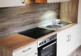 * Kompakte 3-Zimmer mit Laminat, EBK und Wanne in guter Lage! *