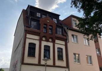 Gemütliche DG 2-Zi. mit Wanne und Laminat  in der Innenstadt!