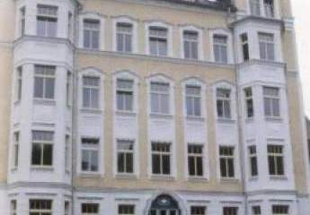 Günstige und vermietete 2-Zimmer mit Laminat und Wannenbad in ruhiger Lage!