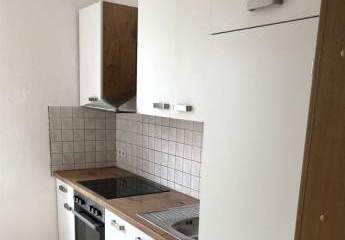 Gemütliche  3-Zimmer mit Mobiliar, Laminat, Dusche und EBK in ruhiger Lage!