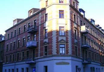 Kompakte 2-Zimmer mit Balkon, Wanne und Laminat in TOP-Lage!