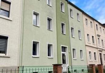 Gemütliche 1,5-Zimmer mit Laminat, EBK und Hausgarten in guter Lage!!!