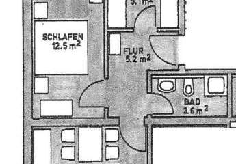 Gemütliche 2-Zimmer mit Laminat, Stellplatz und Dusche mit Fenster in ruhiger Lage!