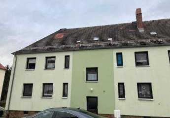 Gemütliche und teilmöblierte 2-Zimmer mit Laminat und EBK mgl. in guter Lage!