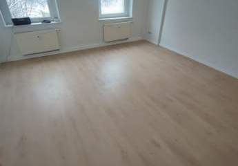 Gemütliche 4-Zimmer mit Laminat in guter Lage