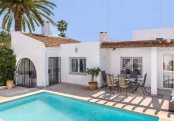 Ibiza Style Villa mit Ferienvermietungslizenz in Sol de Mallorca