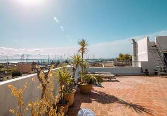 Einzigartiges Penthouse in bester Lage von Santa Catalina mit Blick über das Meer und Gebirge