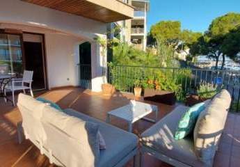 Elegante mediterrane Wohnung mit Meer und Hafenblick  in El Arenal
