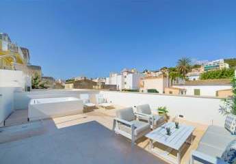 Elegantes Stadthaus mit Jacuzzi und Dachterrasse zu verkaufen in der Nähe des Paseo Maritimo, Palma