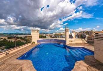 Penthouse mit privatem Pool und Garage zu verkaufen in Palma