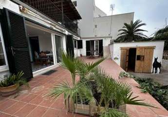Erdgeschoss Apartment mit privatem Garten in Las Maravillas