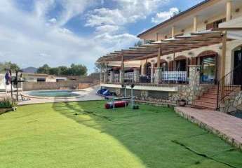 Geräumige Villa in Santa Ponsa mit Pool