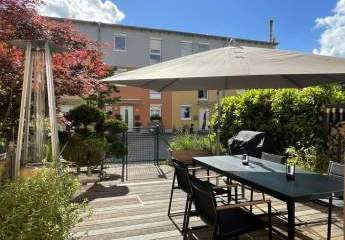 Lage, Lage, Lage ! Top ausgestattetes Studio-RMH mit Dachterrasse in Göggingen -provisionsfrei-