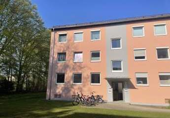 Modern sanierte 2ZKB-Hochpaterre-Wohnung mit Balkon in Neusäß