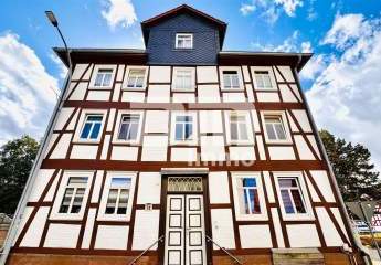 Moderne Fünfzimmerwohnung in umfassend saniertem Fachwerkhaus in gesuchter Lage
