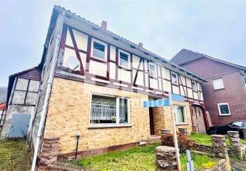 Wohn / Gewerbe Ensemble mit Wohnhaus, Stallgebäude, großer Scheune sowie Nebengebäude